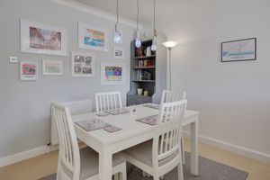 Lounge/Diner- click for photo gallery